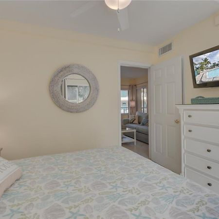 Five Palms Vacation Rentals- Daily - Weekly - Monthly Клиъруотър Бийч Екстериор снимка