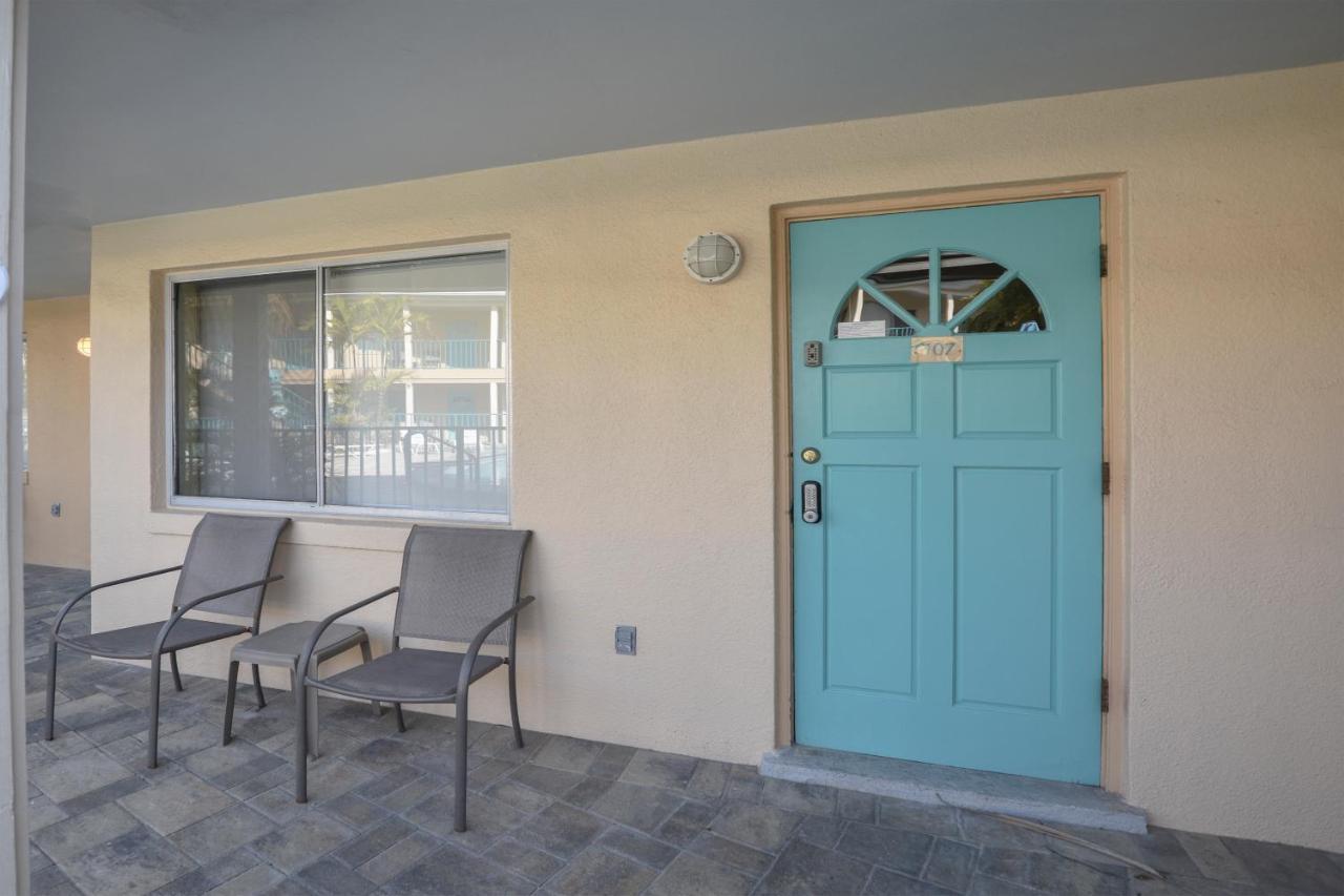 Five Palms Vacation Rentals- Daily - Weekly - Monthly Клиъруотър Бийч Екстериор снимка