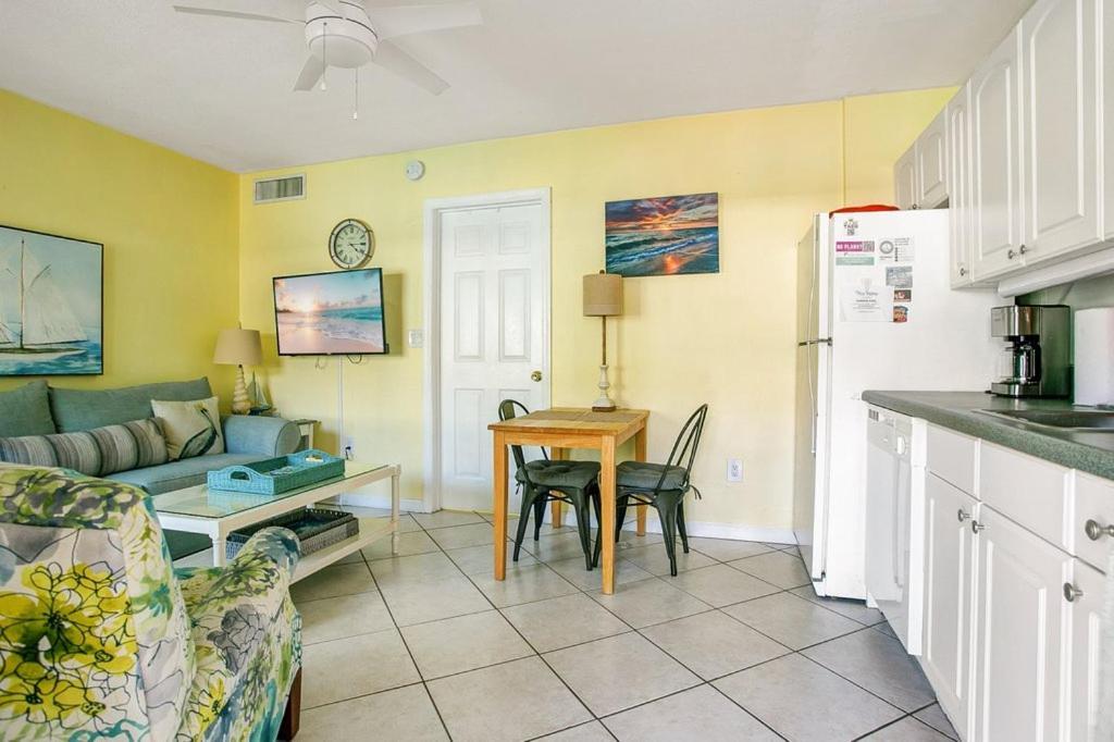 Five Palms Vacation Rentals- Daily - Weekly - Monthly Клиъруотър Бийч Екстериор снимка