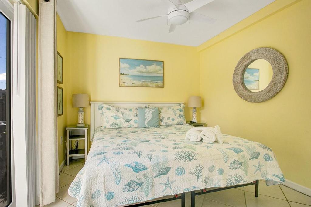 Five Palms Vacation Rentals- Daily - Weekly - Monthly Клиъруотър Бийч Екстериор снимка