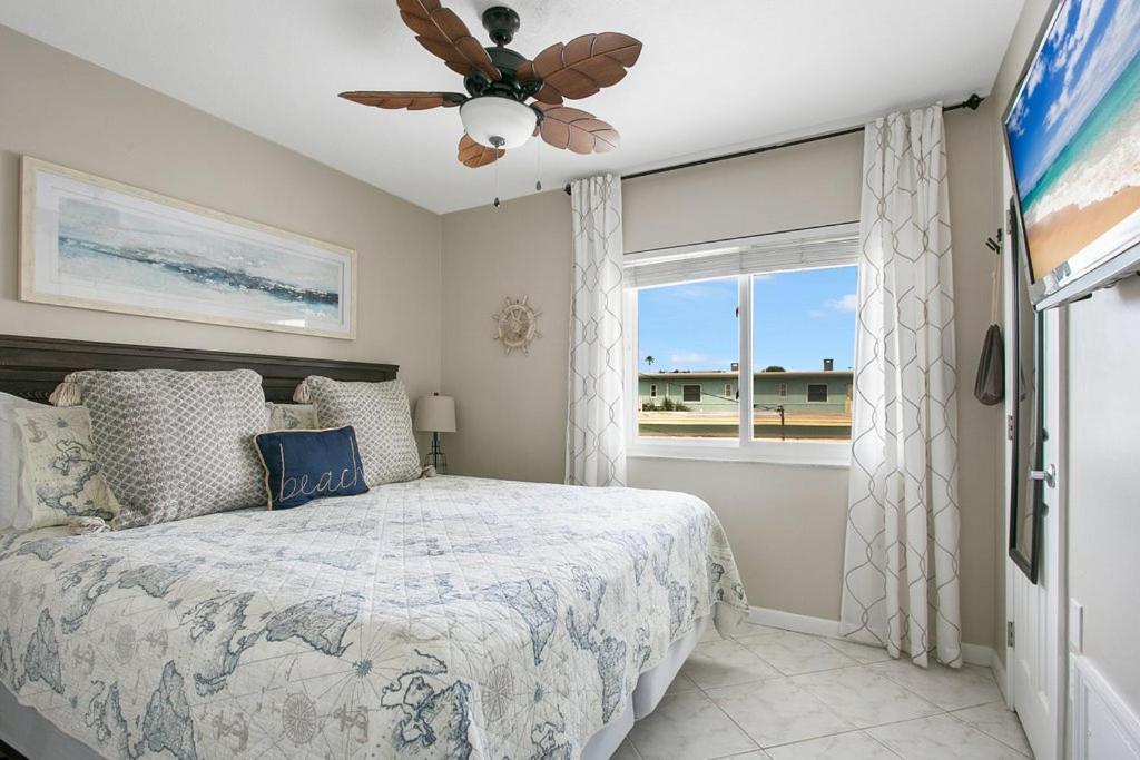 Five Palms Vacation Rentals- Daily - Weekly - Monthly Клиъруотър Бийч Екстериор снимка