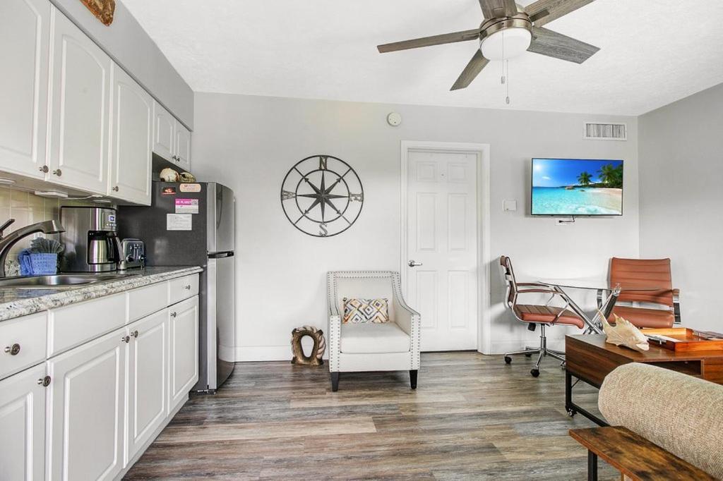 Five Palms Vacation Rentals- Daily - Weekly - Monthly Клиъруотър Бийч Екстериор снимка